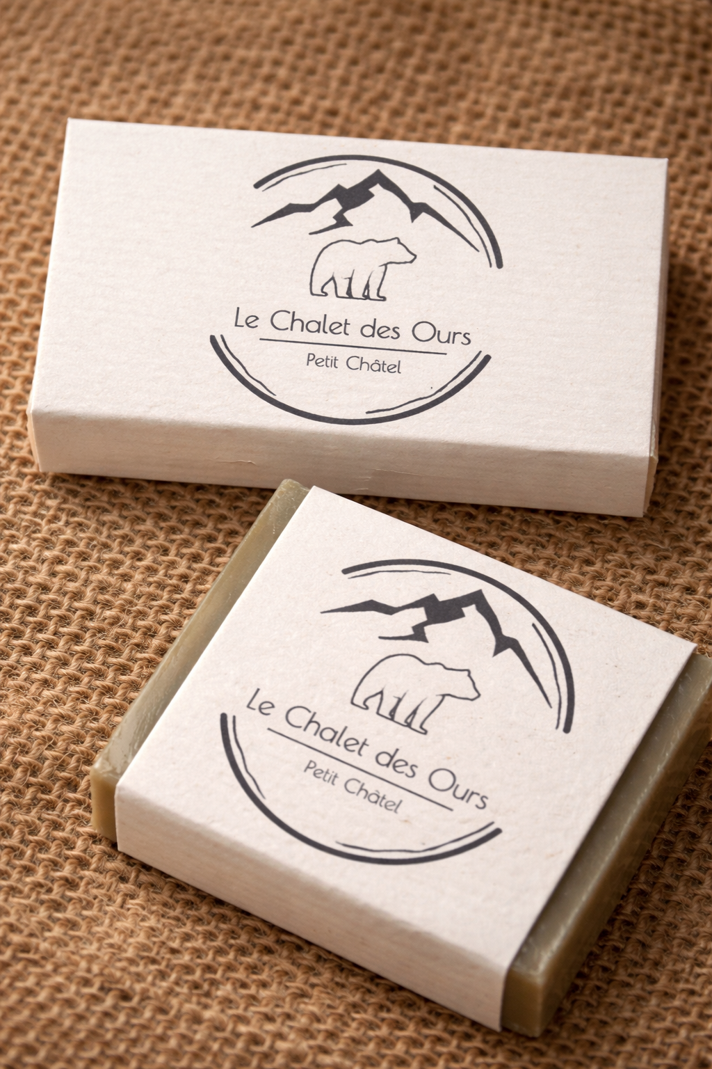 Savon et shampoing d'accueil Savaé personnalisés pour hébergement